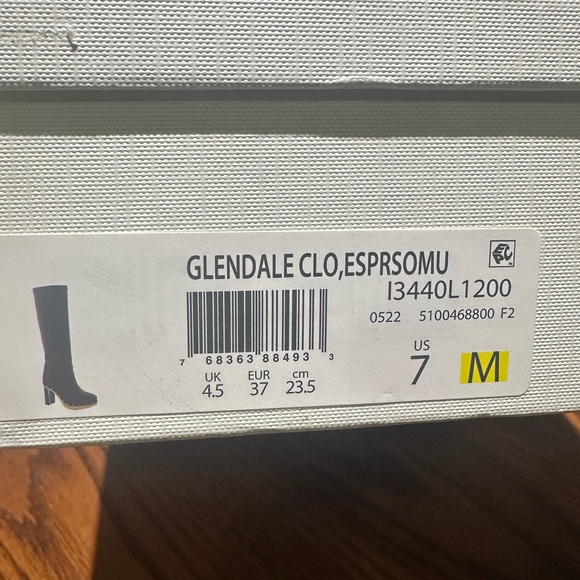 Veronica Beard PRISTINE Glendale suede clog boot Sz 7 espresso color gold rivets - Picture 2 of 16